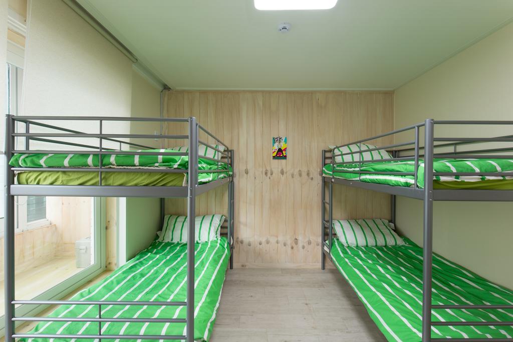 Bed in 4-Bed Mixed Dormitory Room