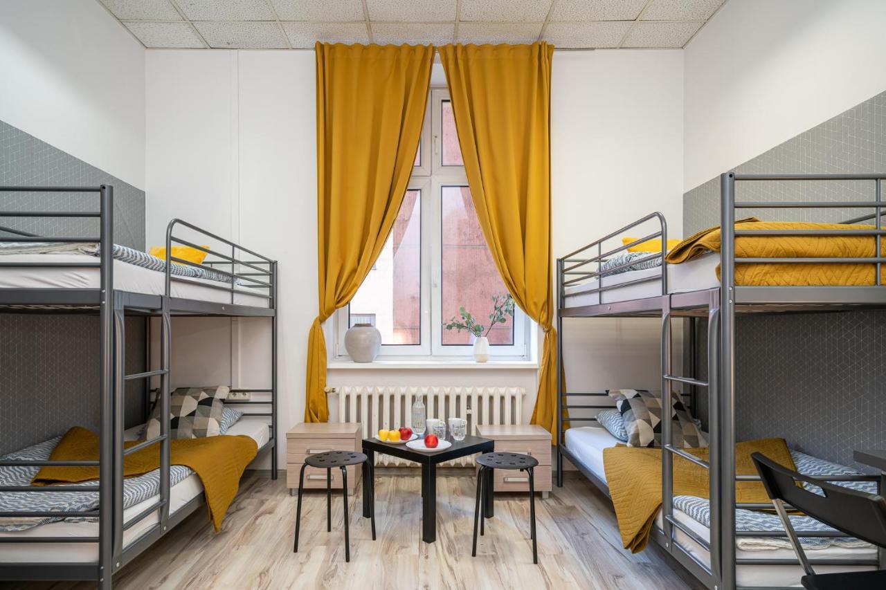 Vierbettzimmer mit Gemeinschaftsbad