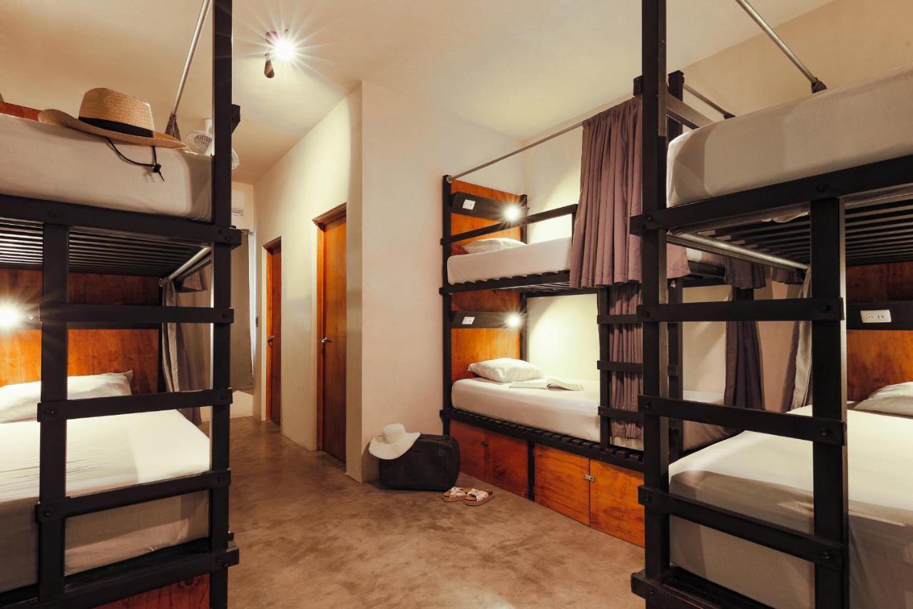 Bed 8-Bed Mixed Dormitory Room