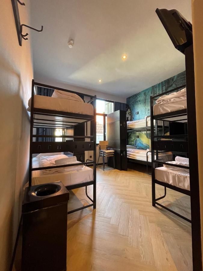 Private Room