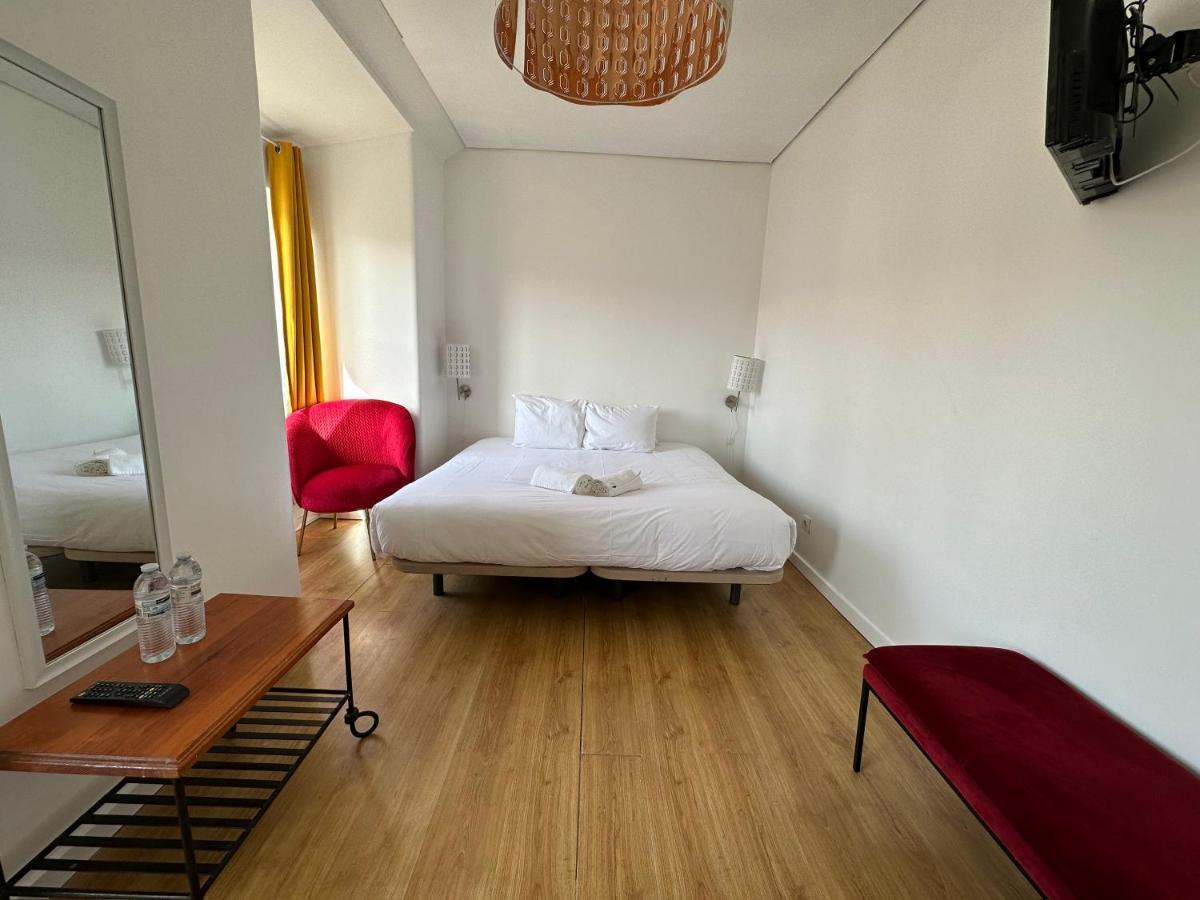 Superior Double or Twin Room External Bathroom