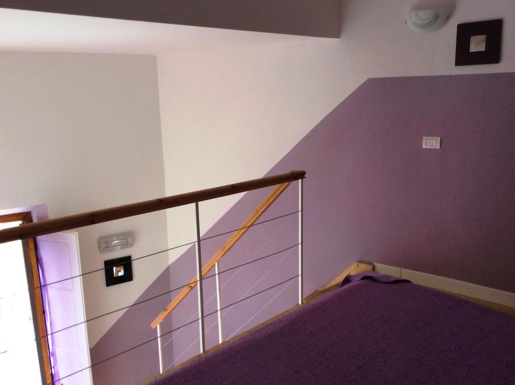 One-Bedroom Apartment - Split Level