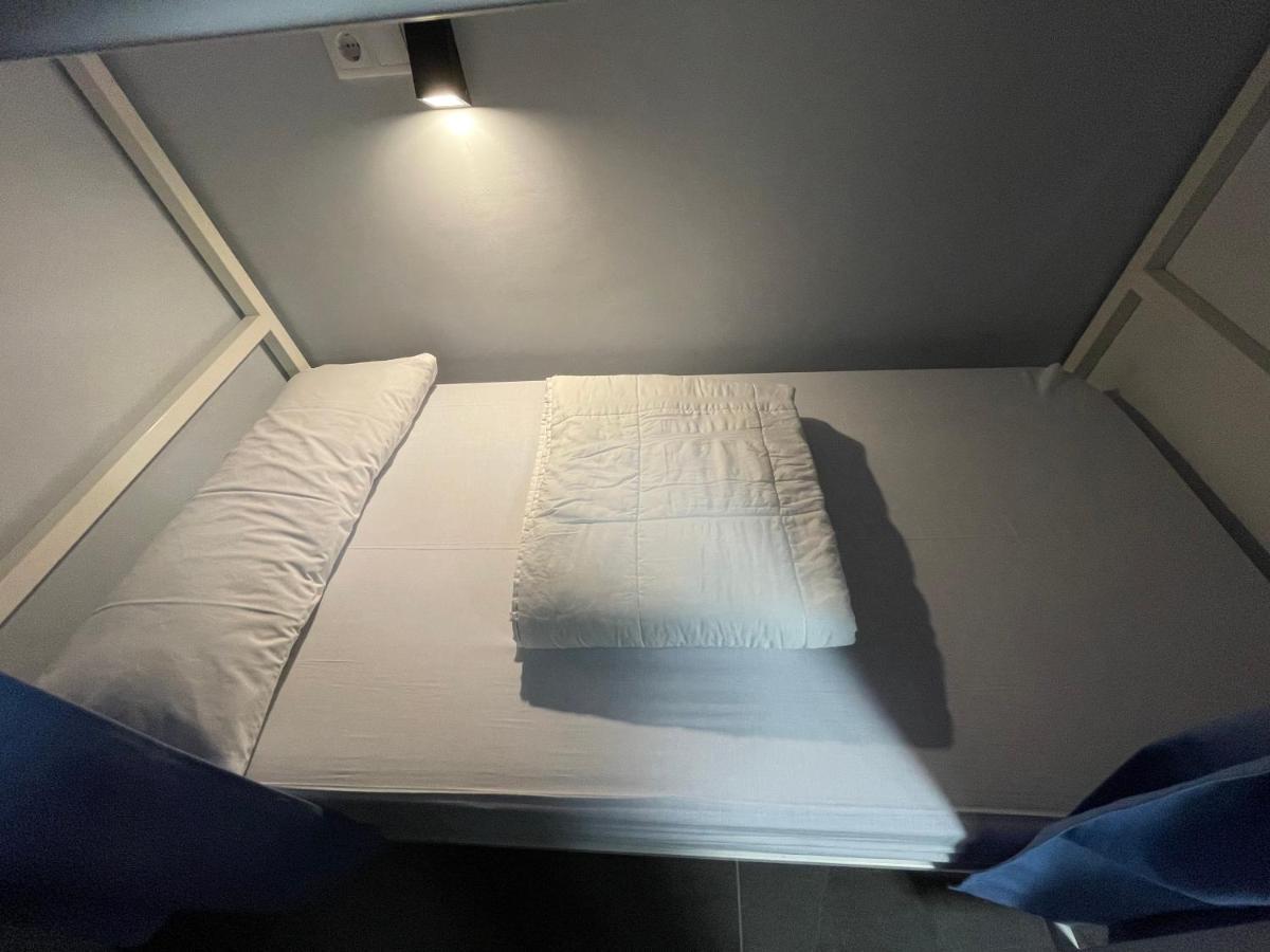 Bunk Bed Mixed Dormitory Room