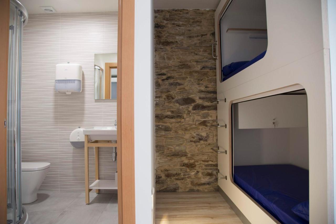 Bunk Bed Mixed Dormitory Room