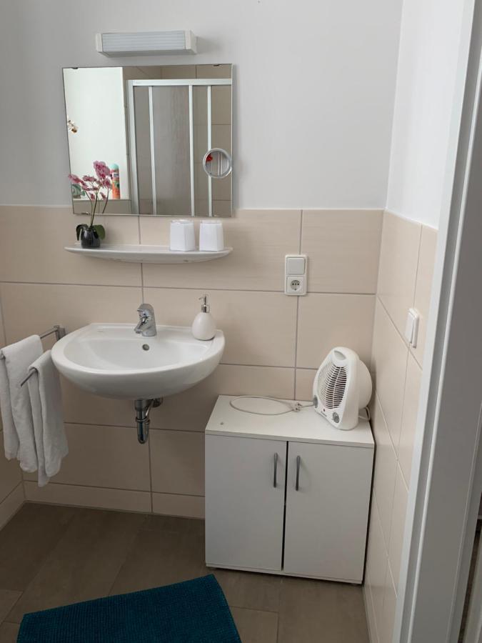Family Room Shower