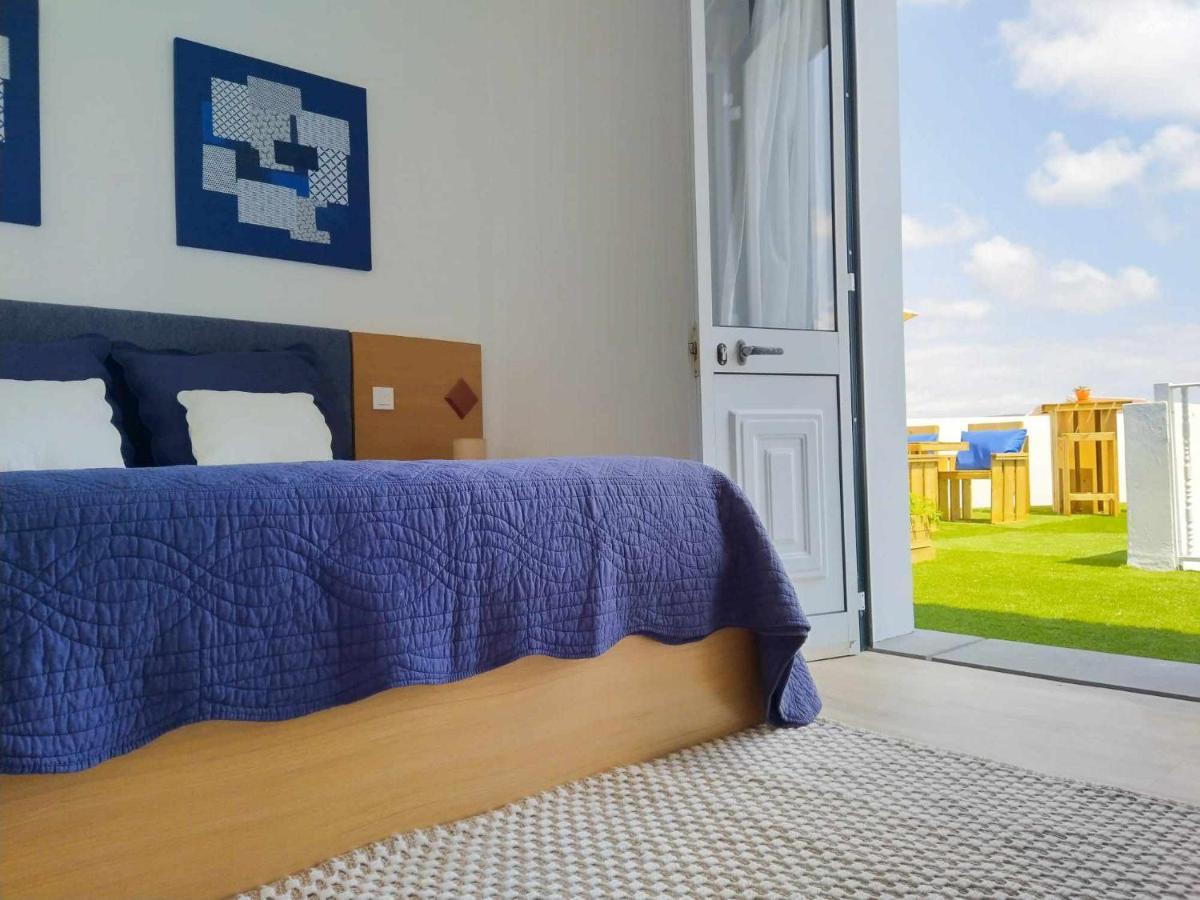 Quarto Duplo com Varanda e Vista Mar