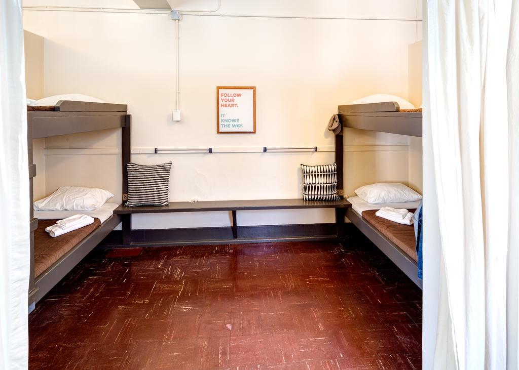 Single Bed Female Dormitory Room,140579211:JPEG