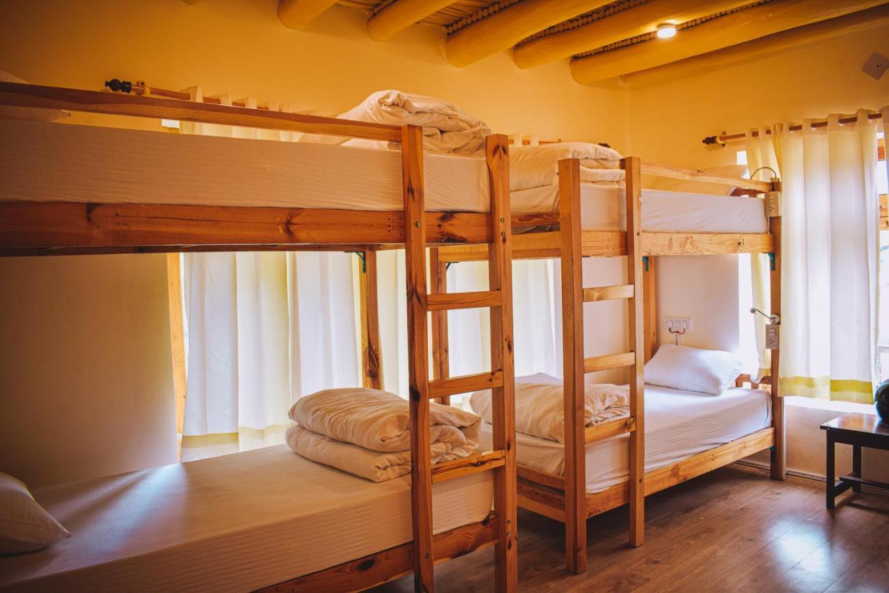 Bed in 6-Bed Mixed Dormitory Room