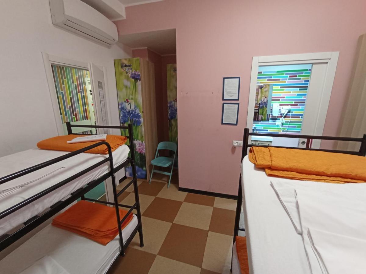 Bed 6-Bed Male Dormitory Room