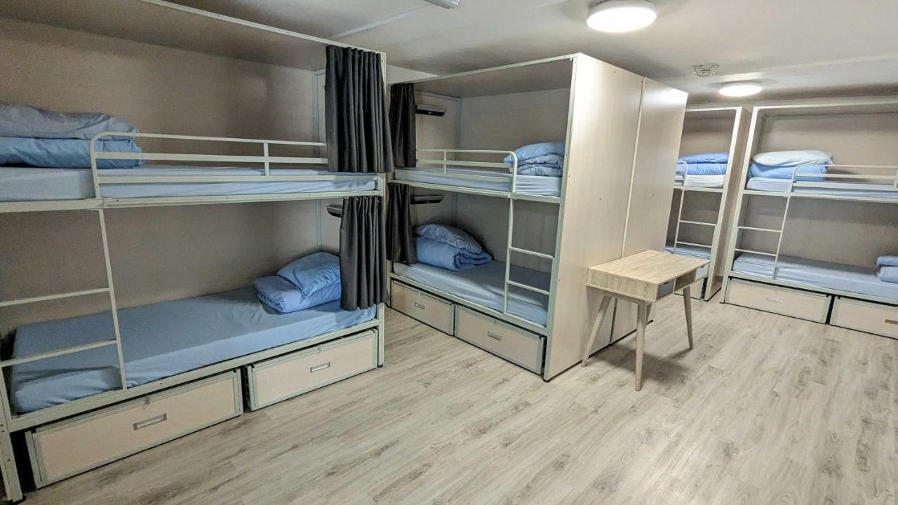 Eenpersoonsbed in een Slaapzaal voor 10 Personen