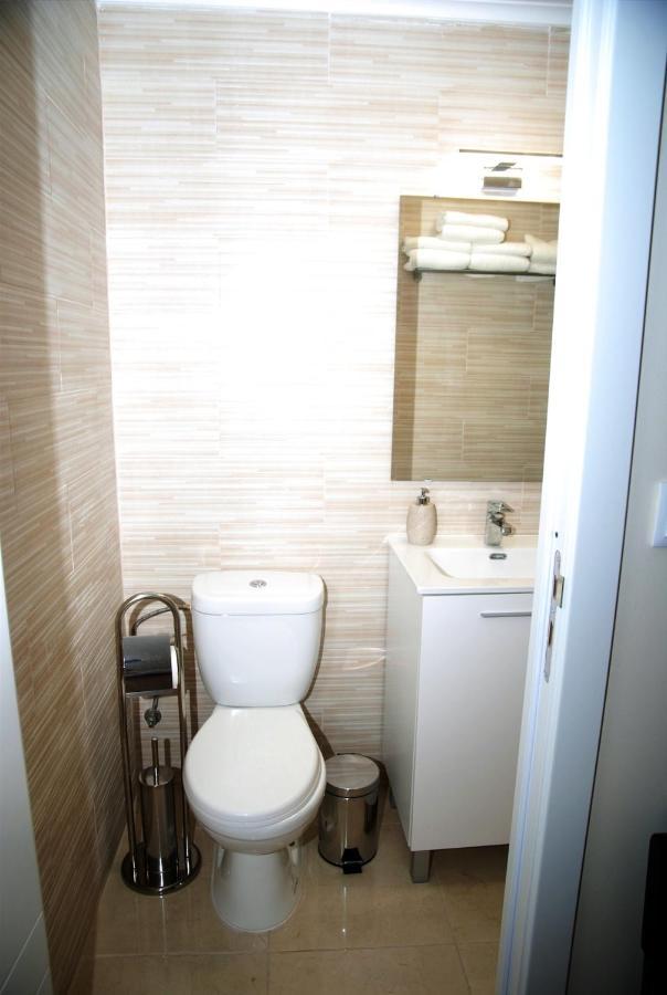 Quadruple Room Private Bathroom