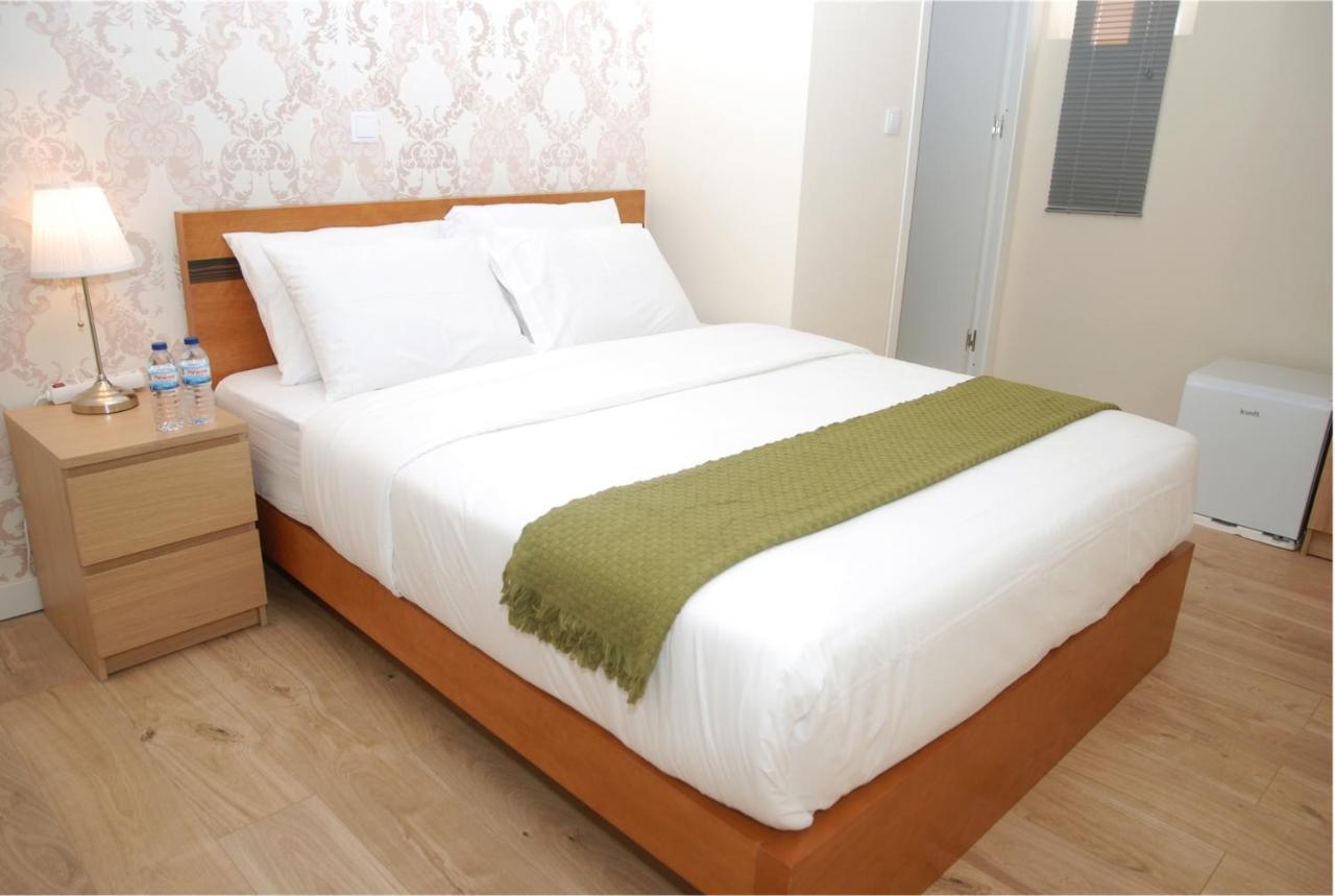 Double Room,1469363645:JPEG