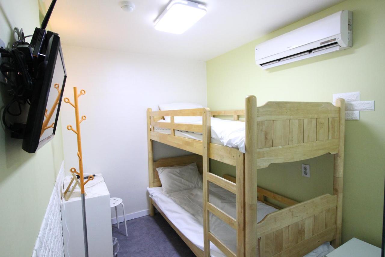 Economy Twin Room