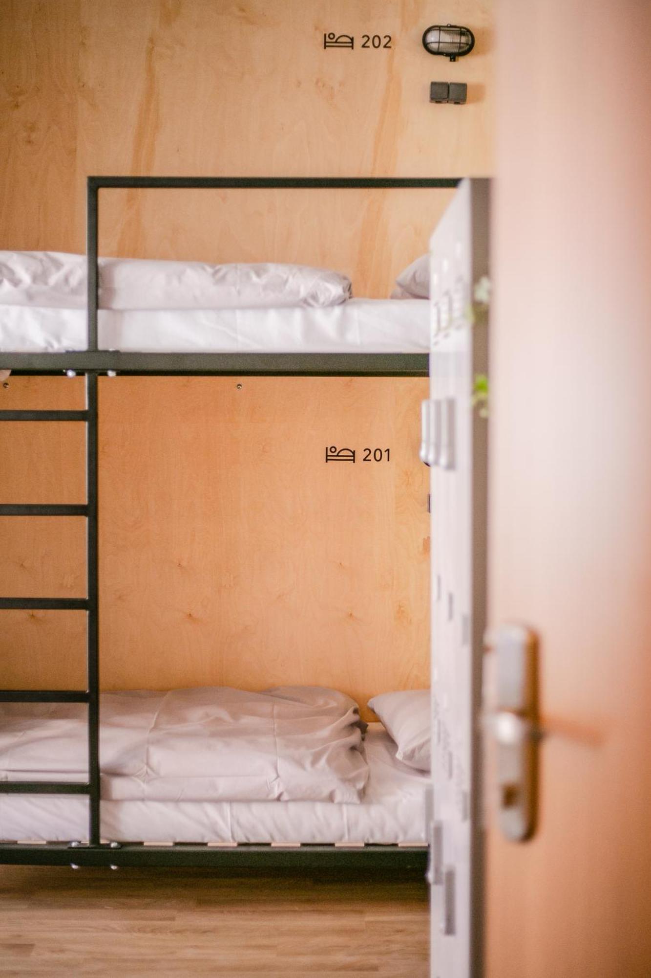 Bed 6-Bed Dormitory Room,1130170812:JPEG