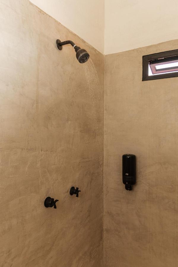 Deluxe Room,1480144889:JPEG