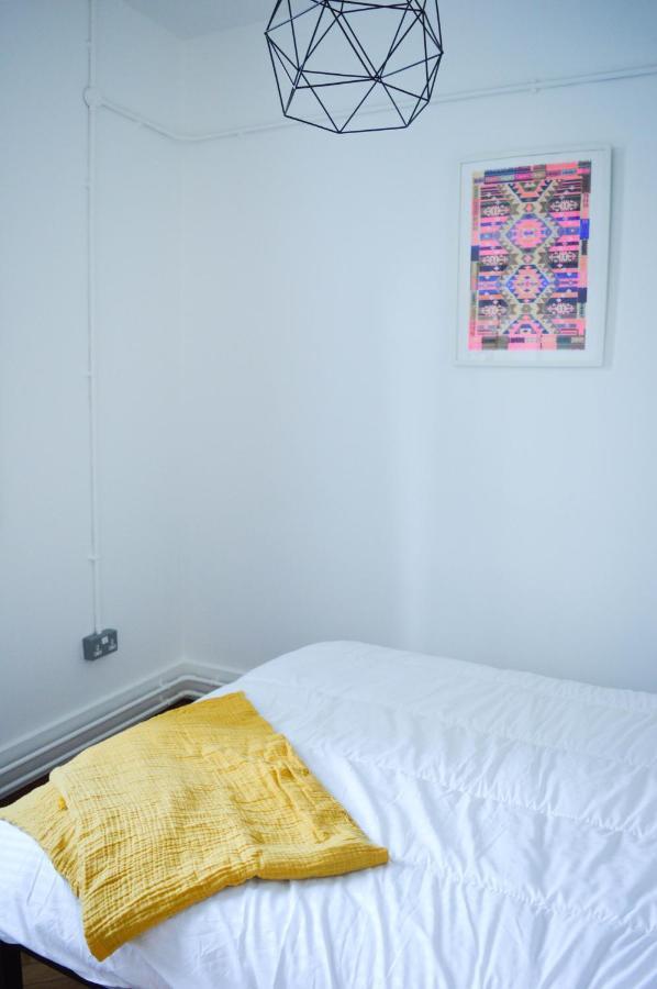Double Room Private External Bathroom,1480290833:JPEG