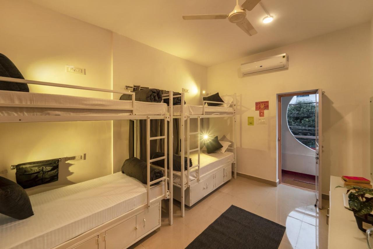Bed 4-Bed Female Dormitory Room,1487636311:JPEG