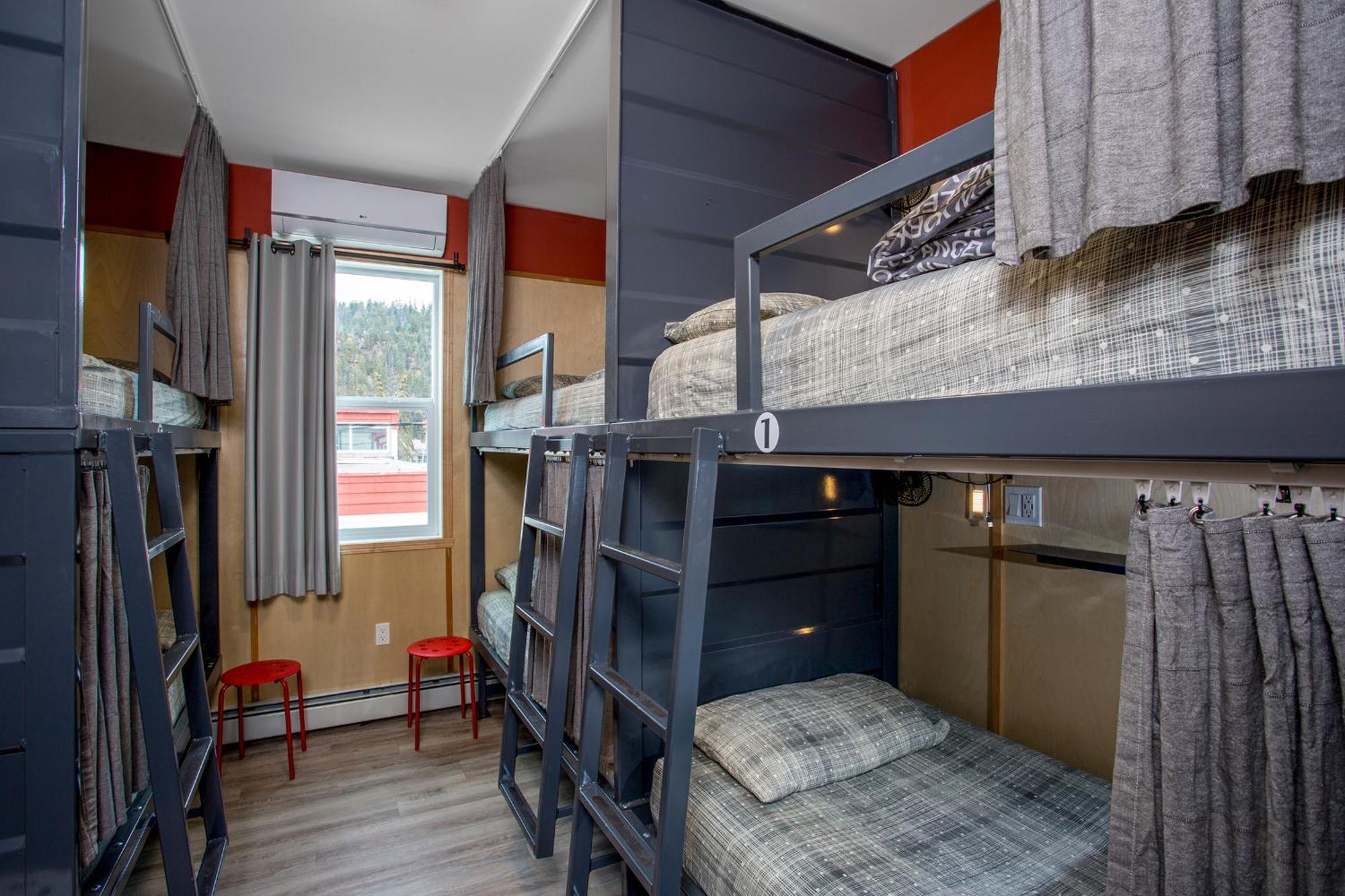 Bed 7-Bed Mixed Dormitory Room,1023977755:JPEG