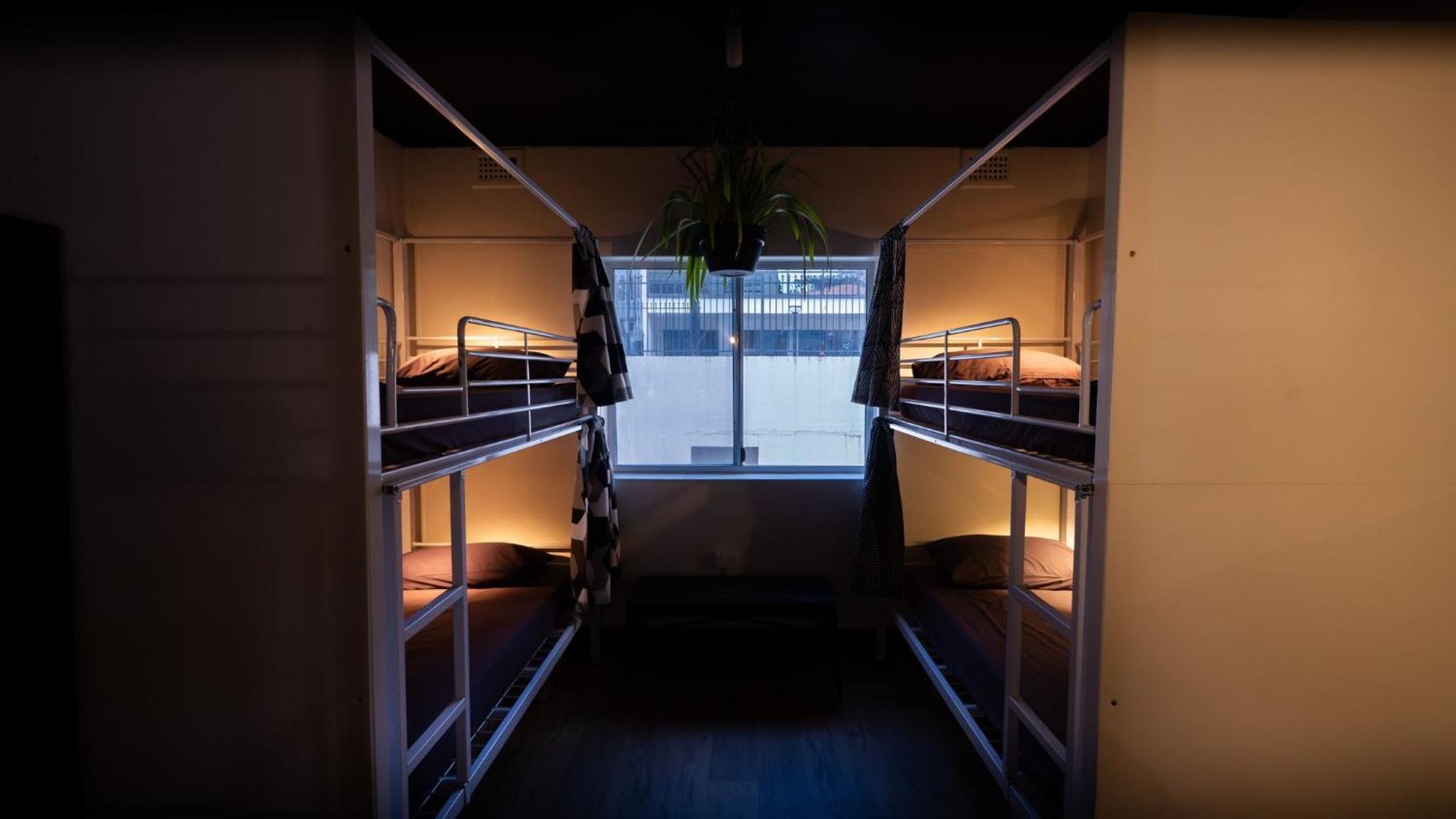 Bed 4-Bed Mixed Dormitory Room