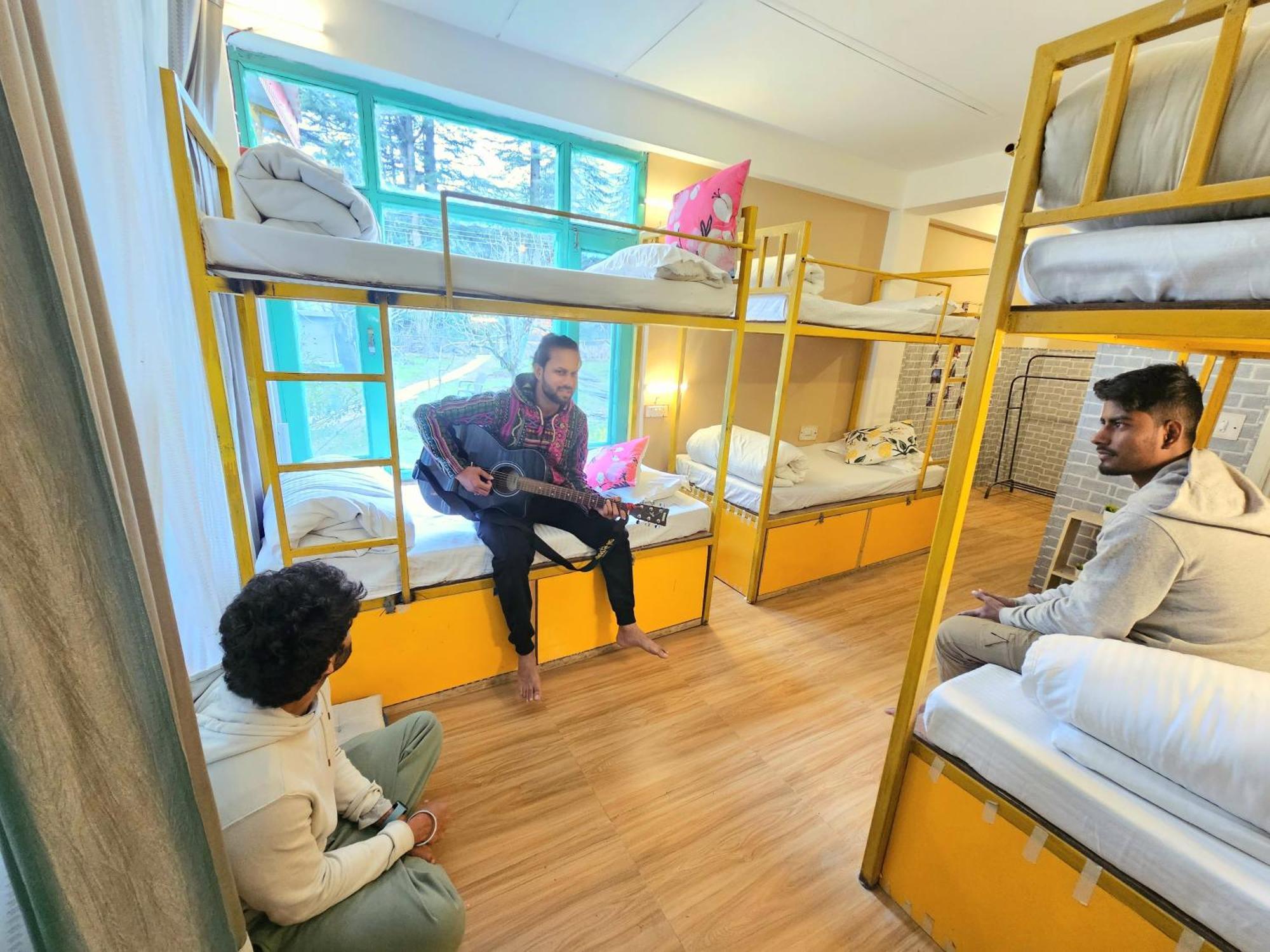 Bed 6-Bed Mixed Dormitory Room