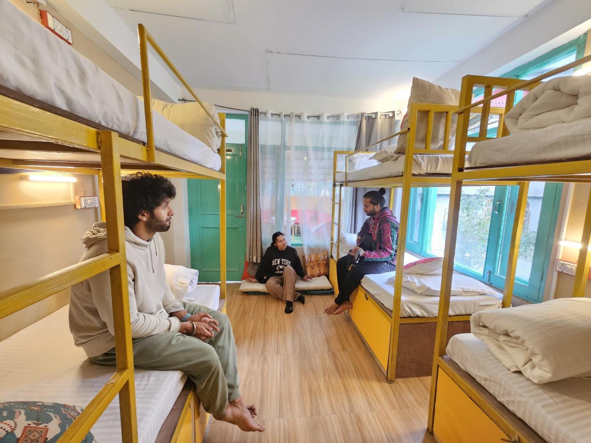 Bed 6-Bed Mixed Dormitory Room