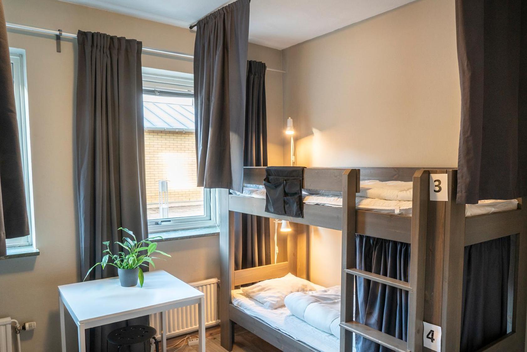 Lit dans Dortoir de 8 Lits - Réservé aux Hommes