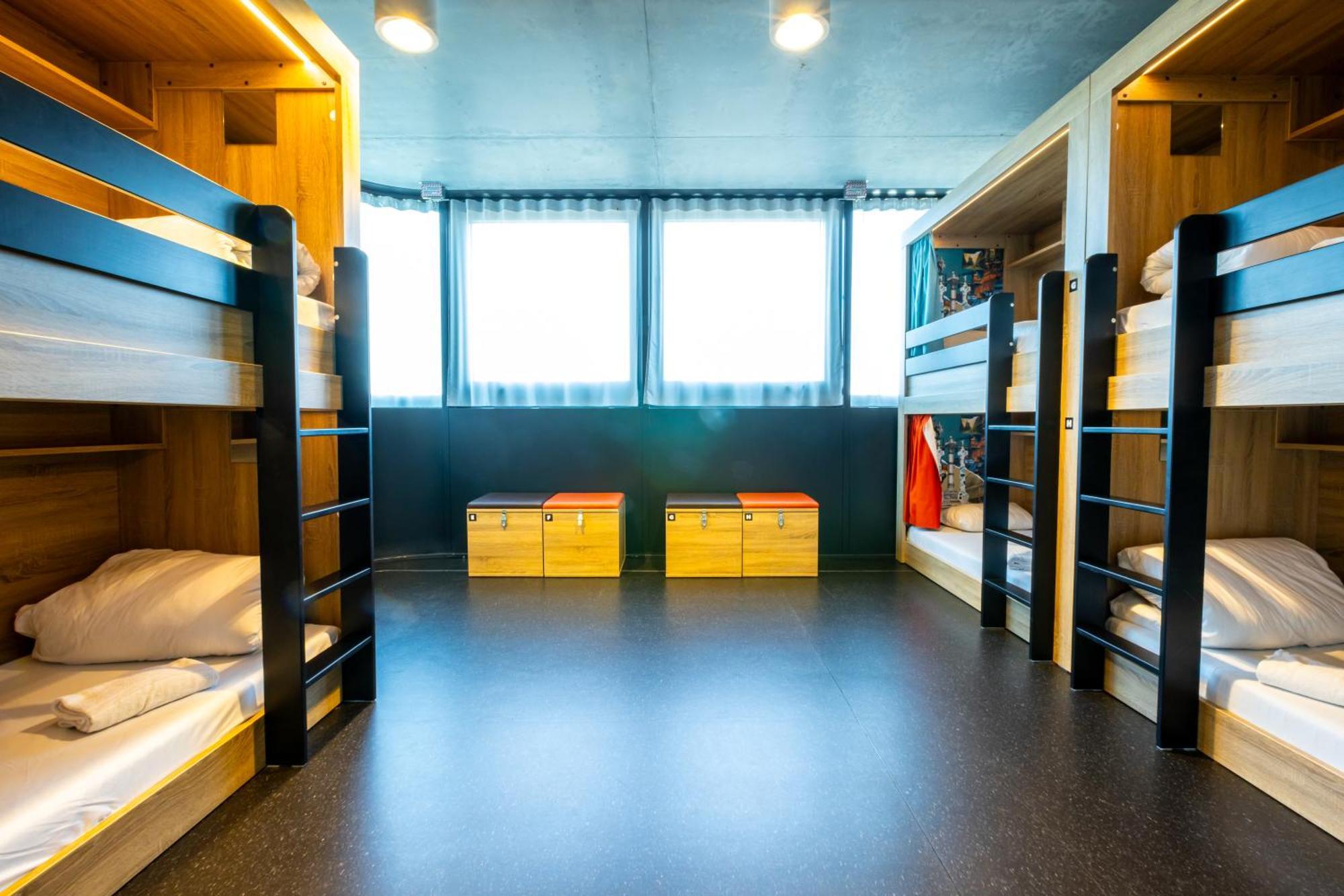 Gemengde Slaapzaal met 6 Bedden