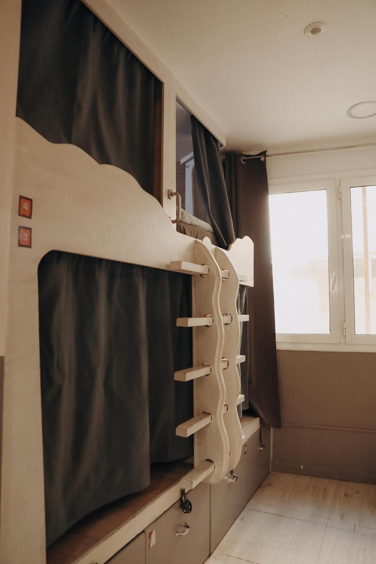 Bed in 6-Bed Mixed Dormitory Room,1676754463:JPEG