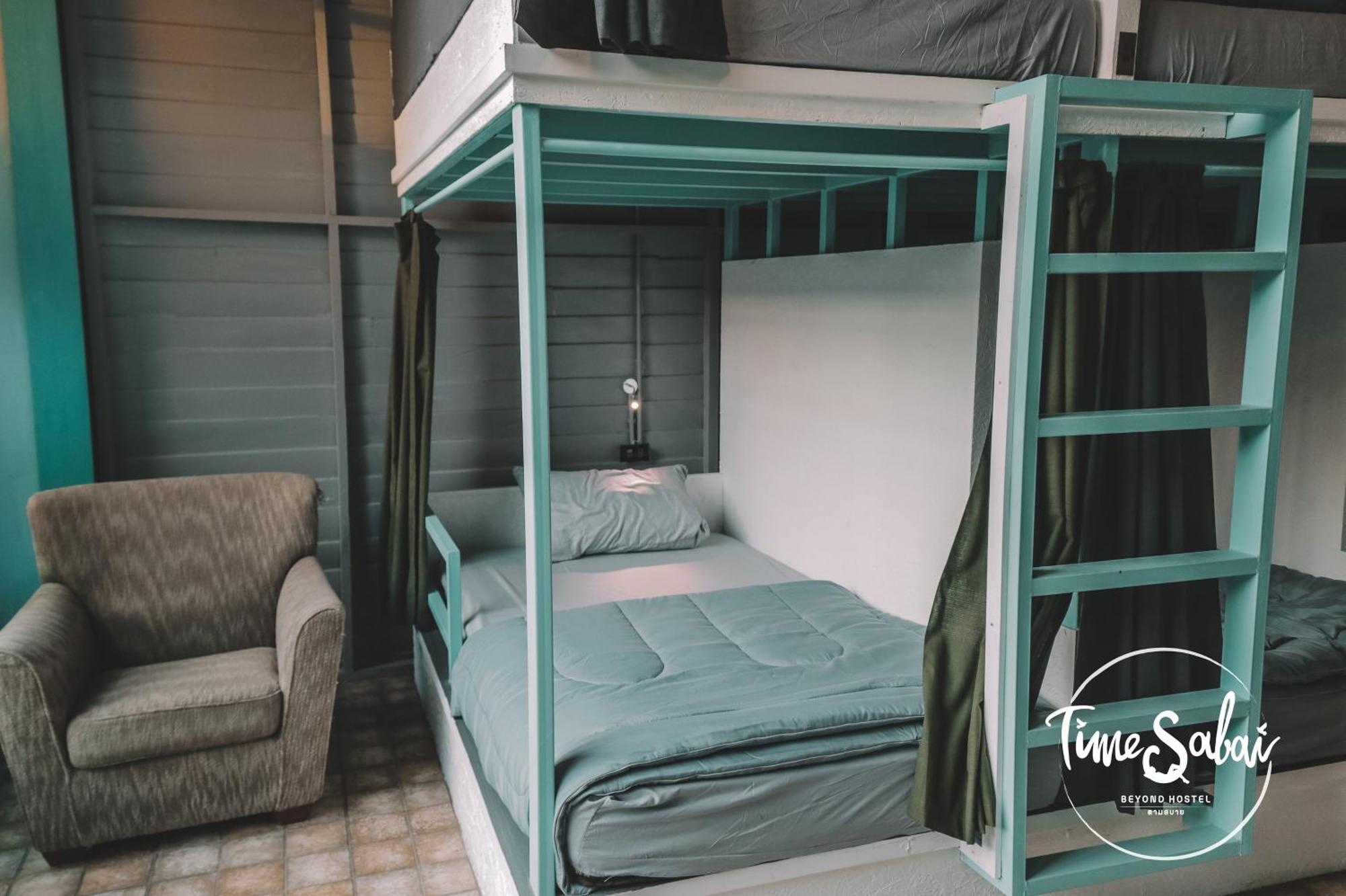 Bunk Bed Mixed Dormitory Room