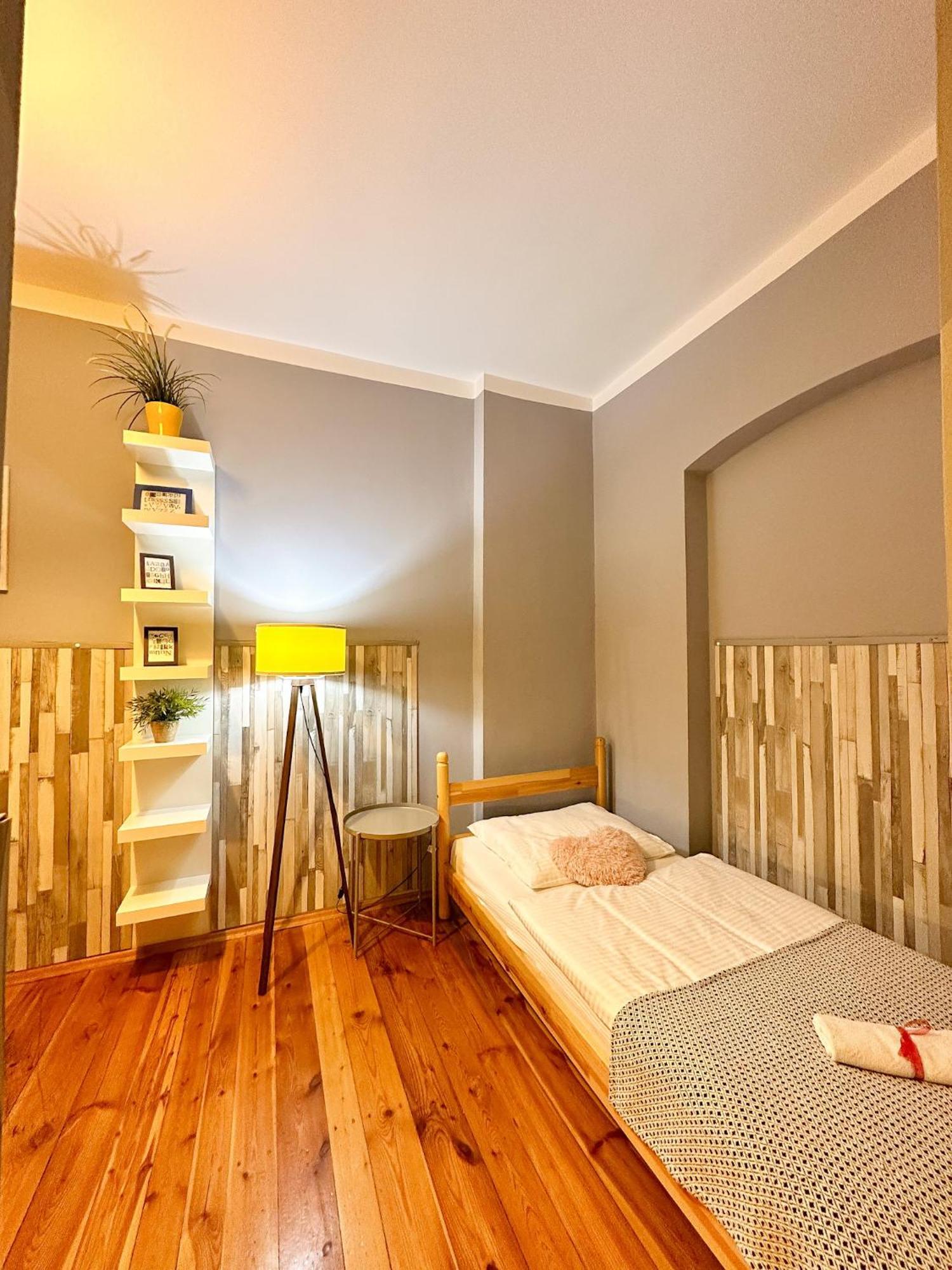 Triple Room with Private Bathroom,1542263545:JPEG