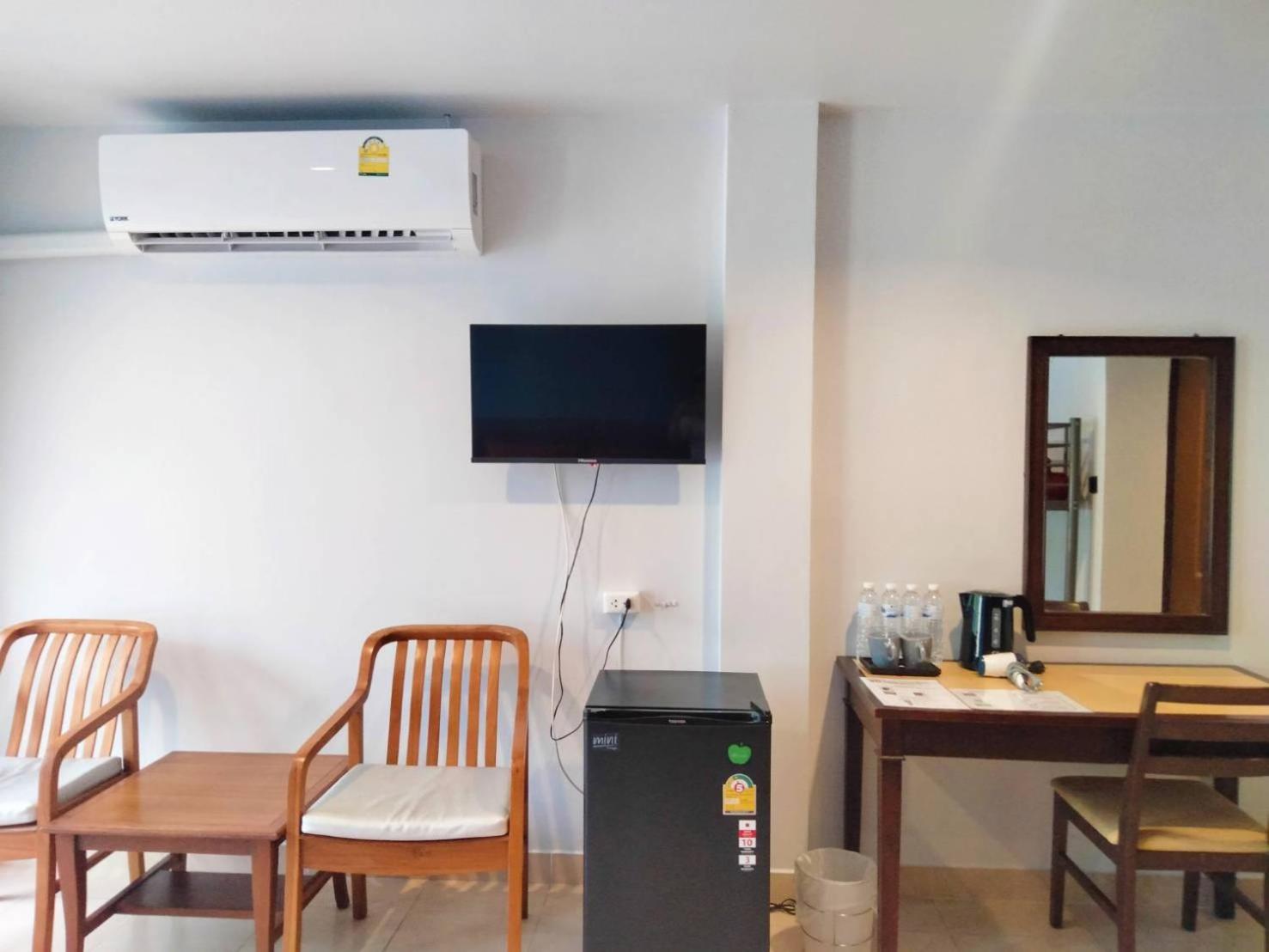 Standard Quadruple Room,1544480656:JPEG