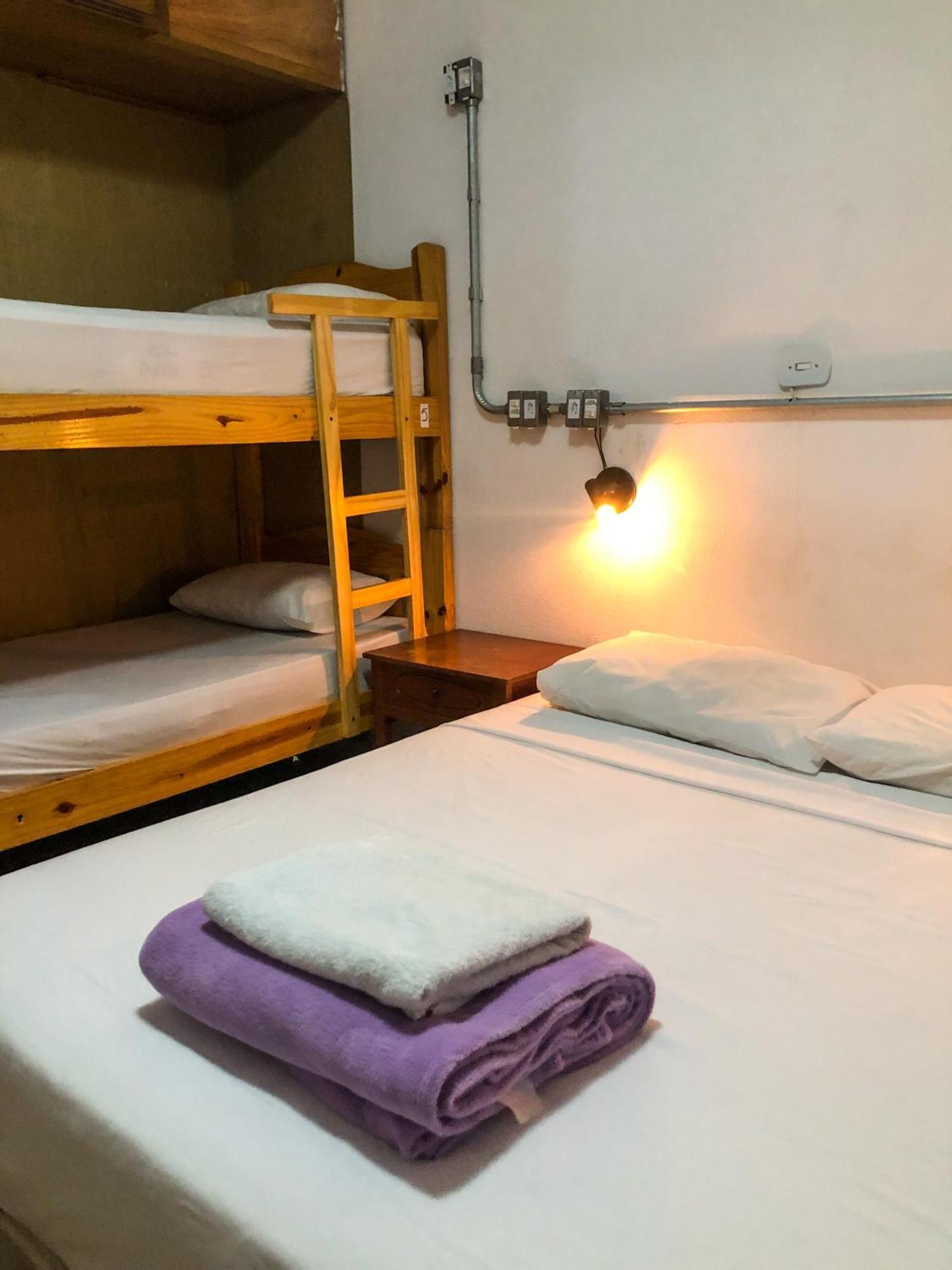 Quarto Familiar com Casa de Banho Privativa