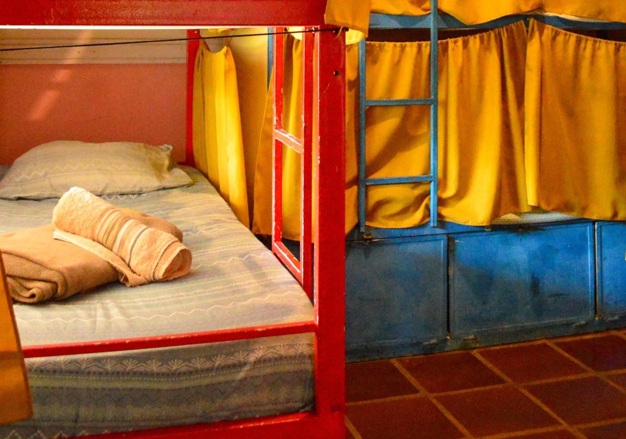Cama en habitación compartida mixta de 10 camas