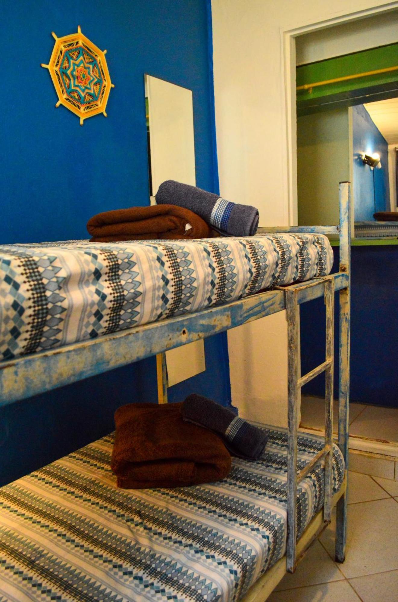 Habitación Doble Económica con literas