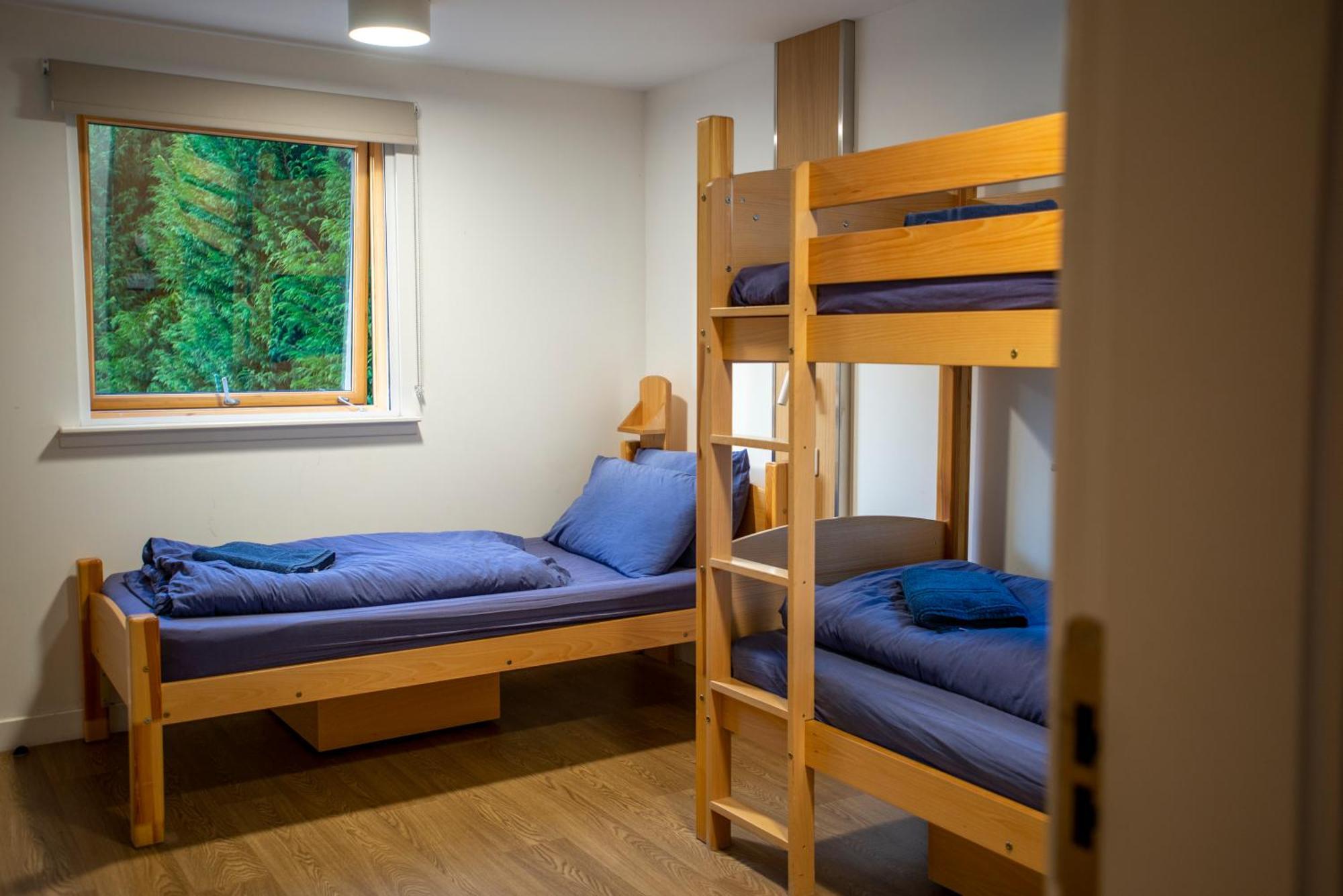 Triple Room Bathroom