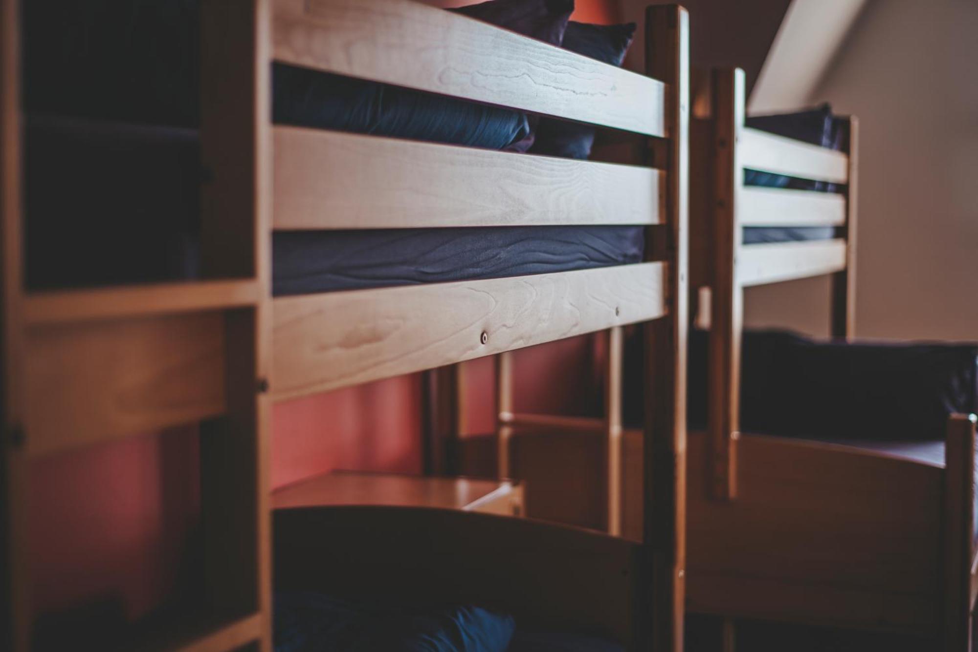 Lit Superposé dans Dortoir pour Femmes