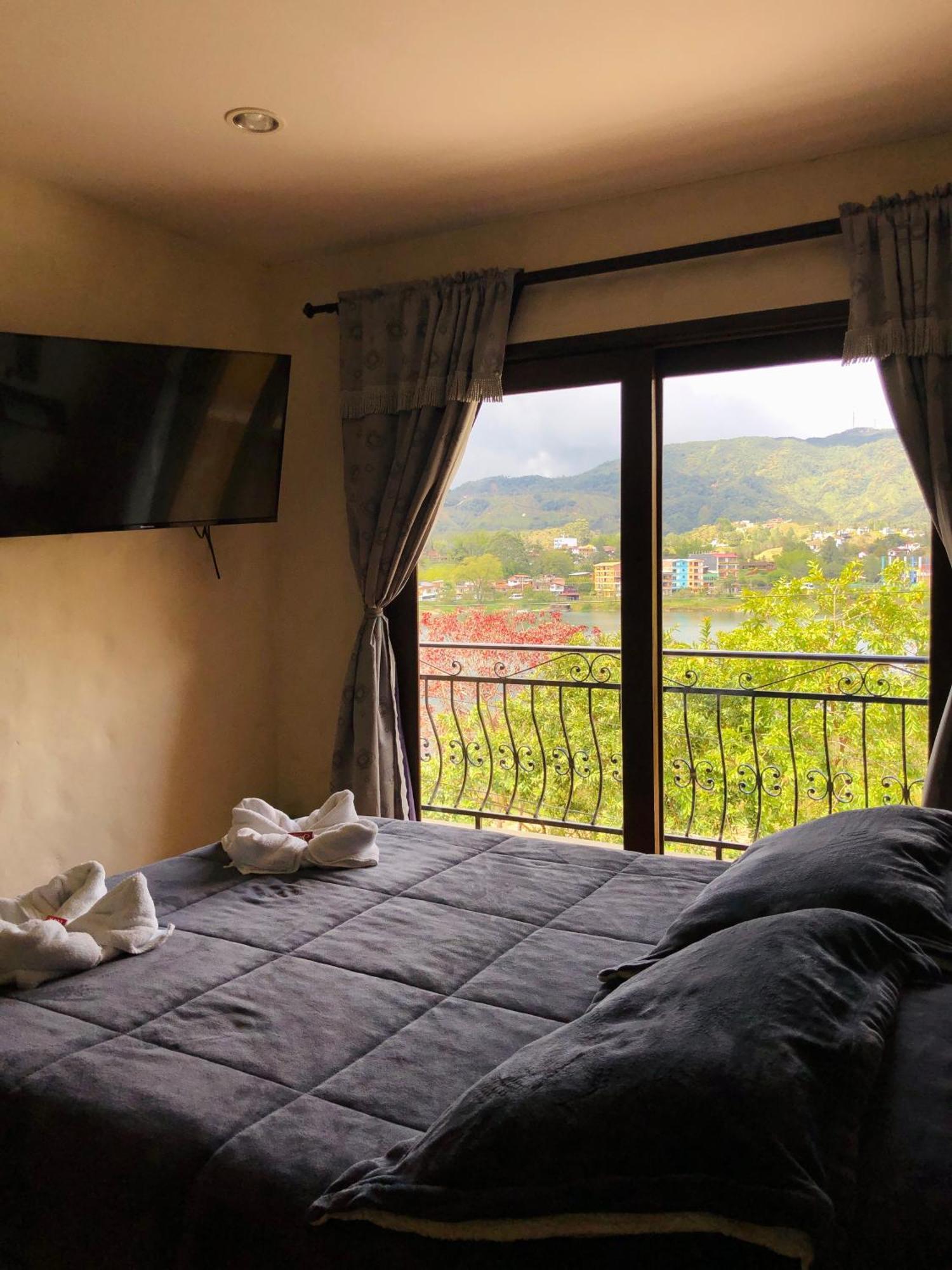 Double Room Lake View