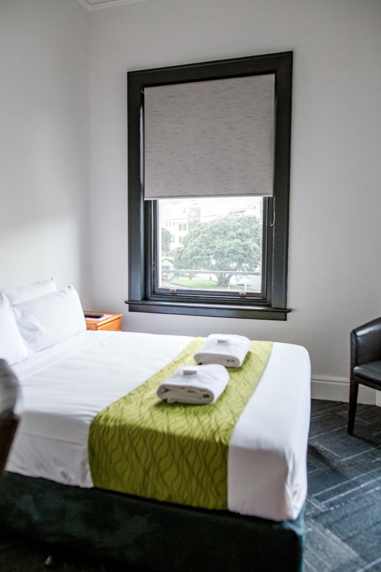 Double Room with Shared Bathroom
