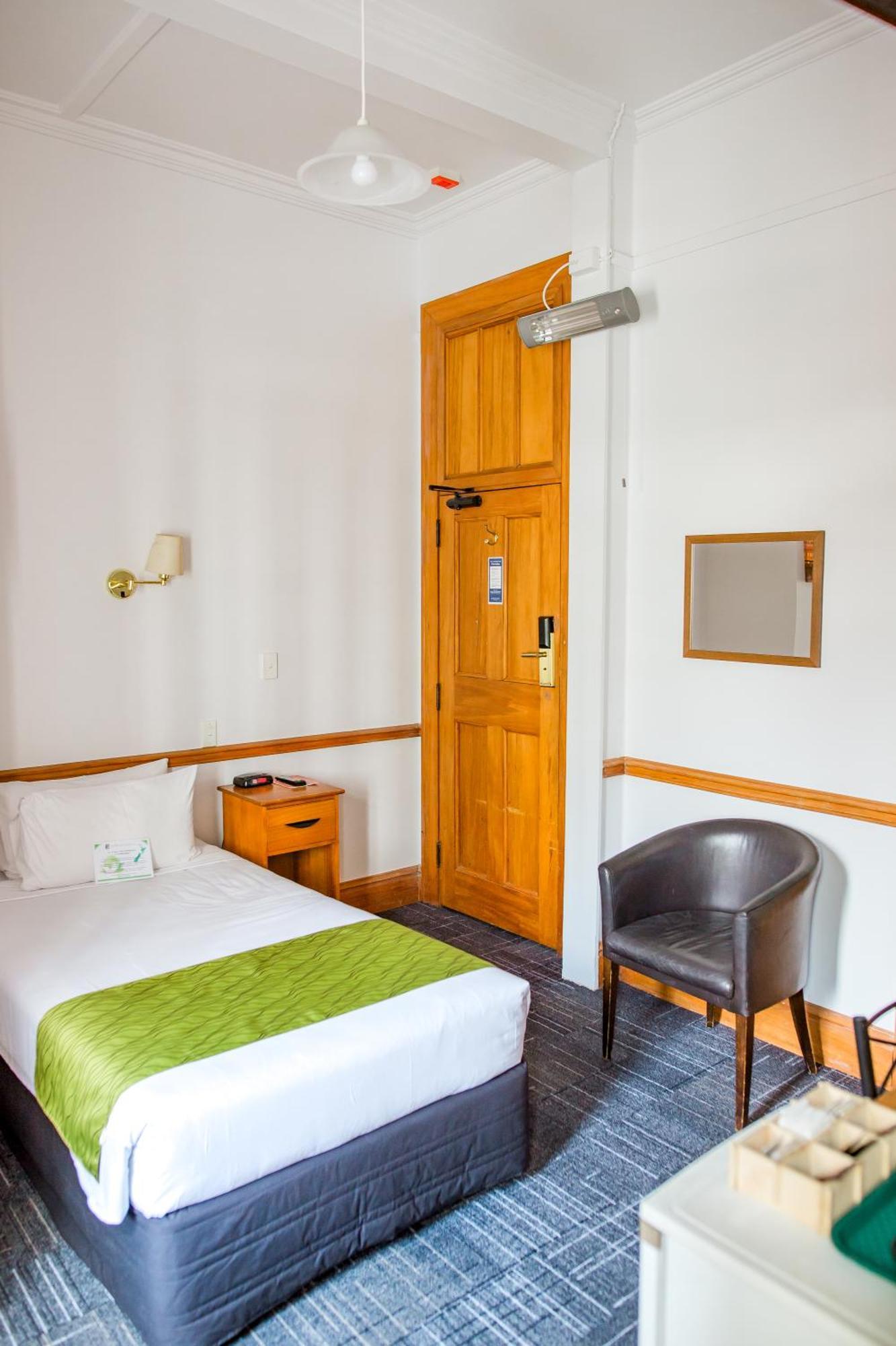 Single Room with Private Bathroom