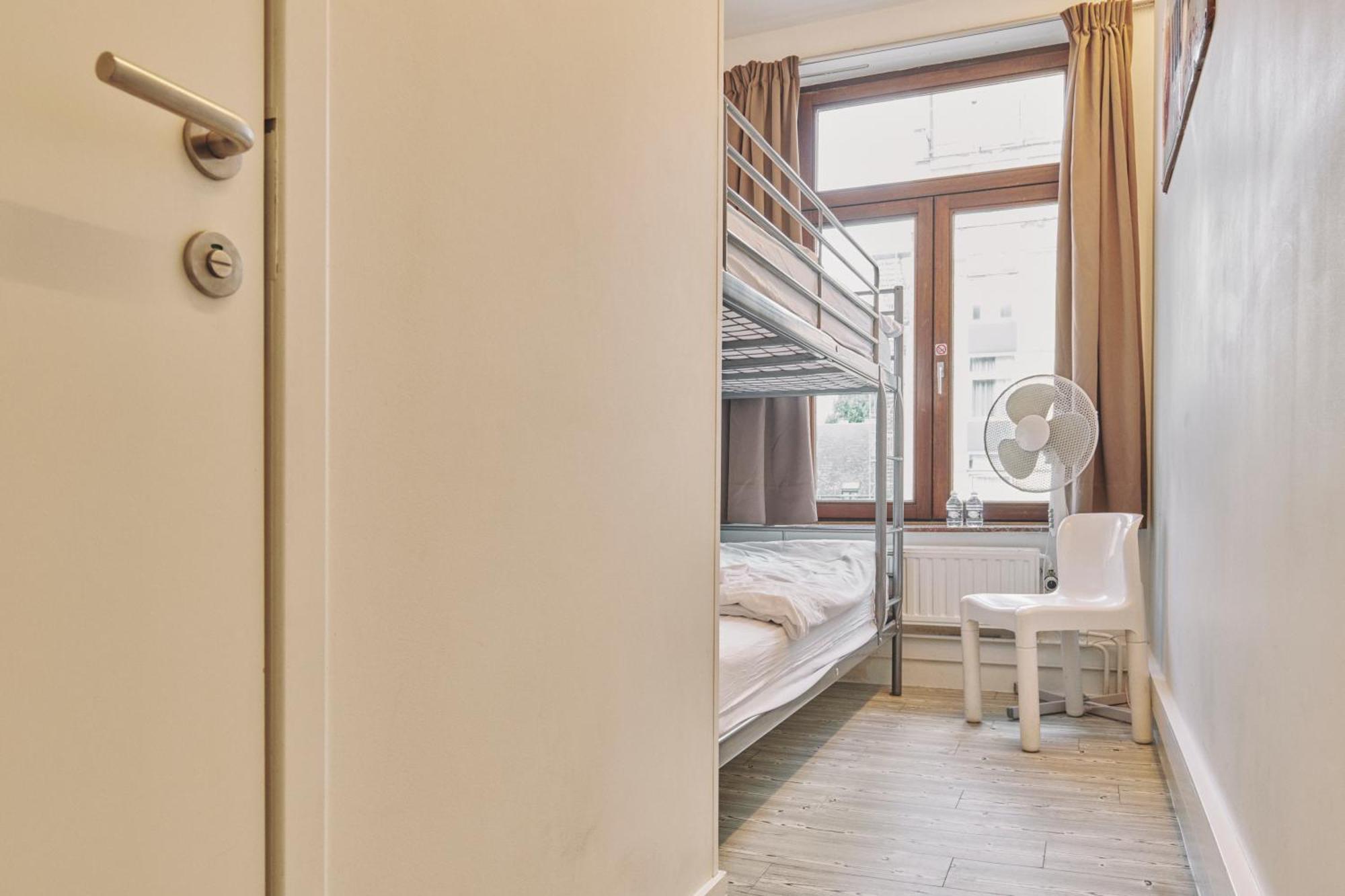 Double Room with Private Bathroom,1550501212:JPEG