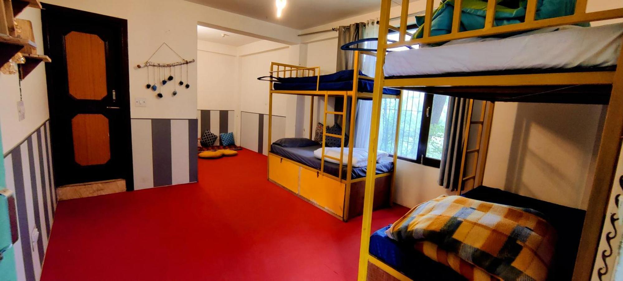 Bed 4-Bed Mixed Dormitory Room