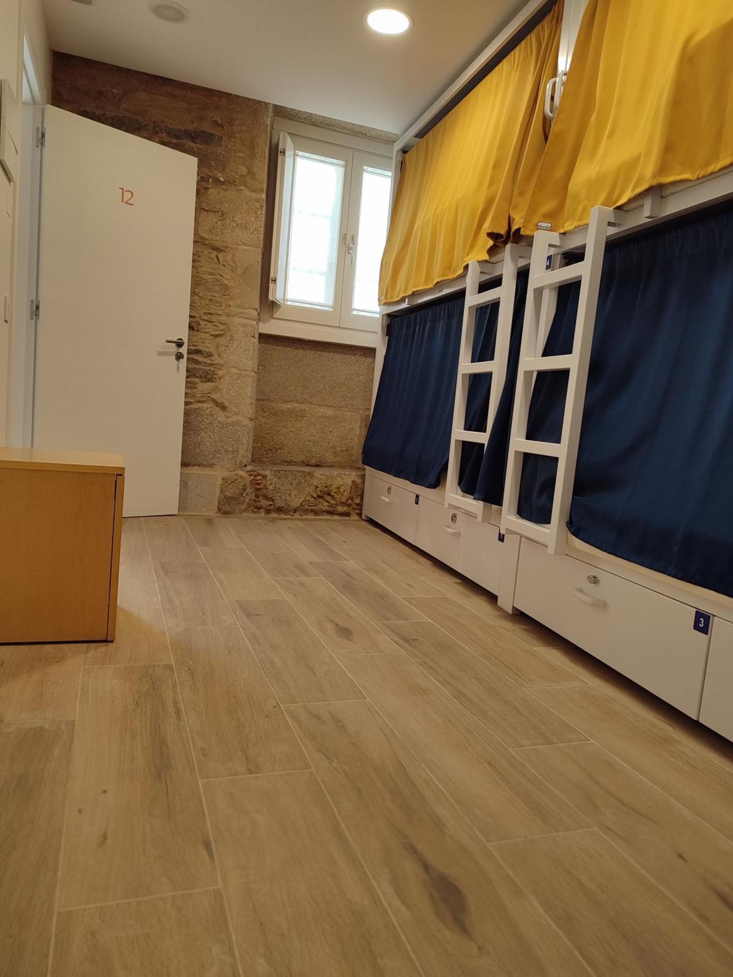 Bed 4-Bed Dormitory Room