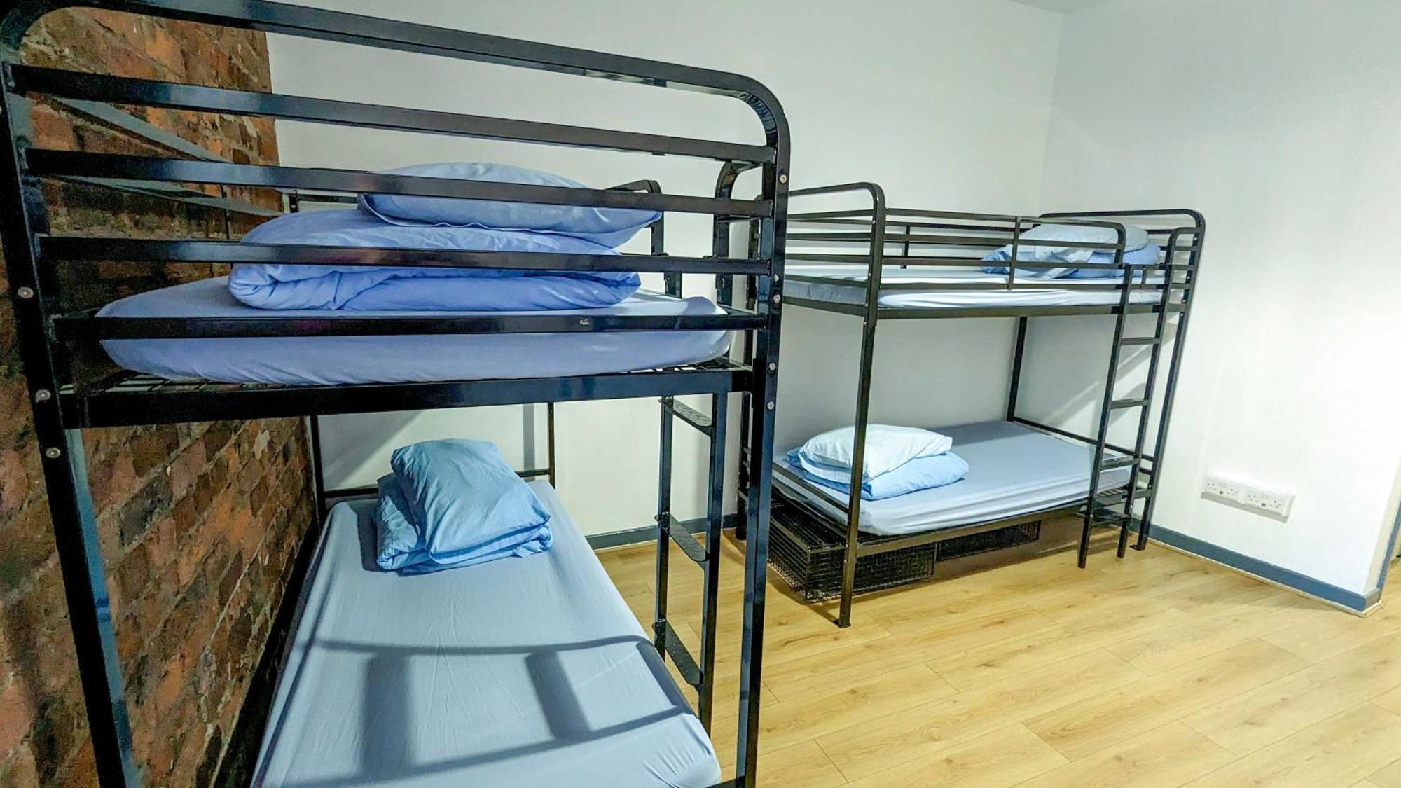 Slaapzaal voor Vrouwen met 4 Bedden