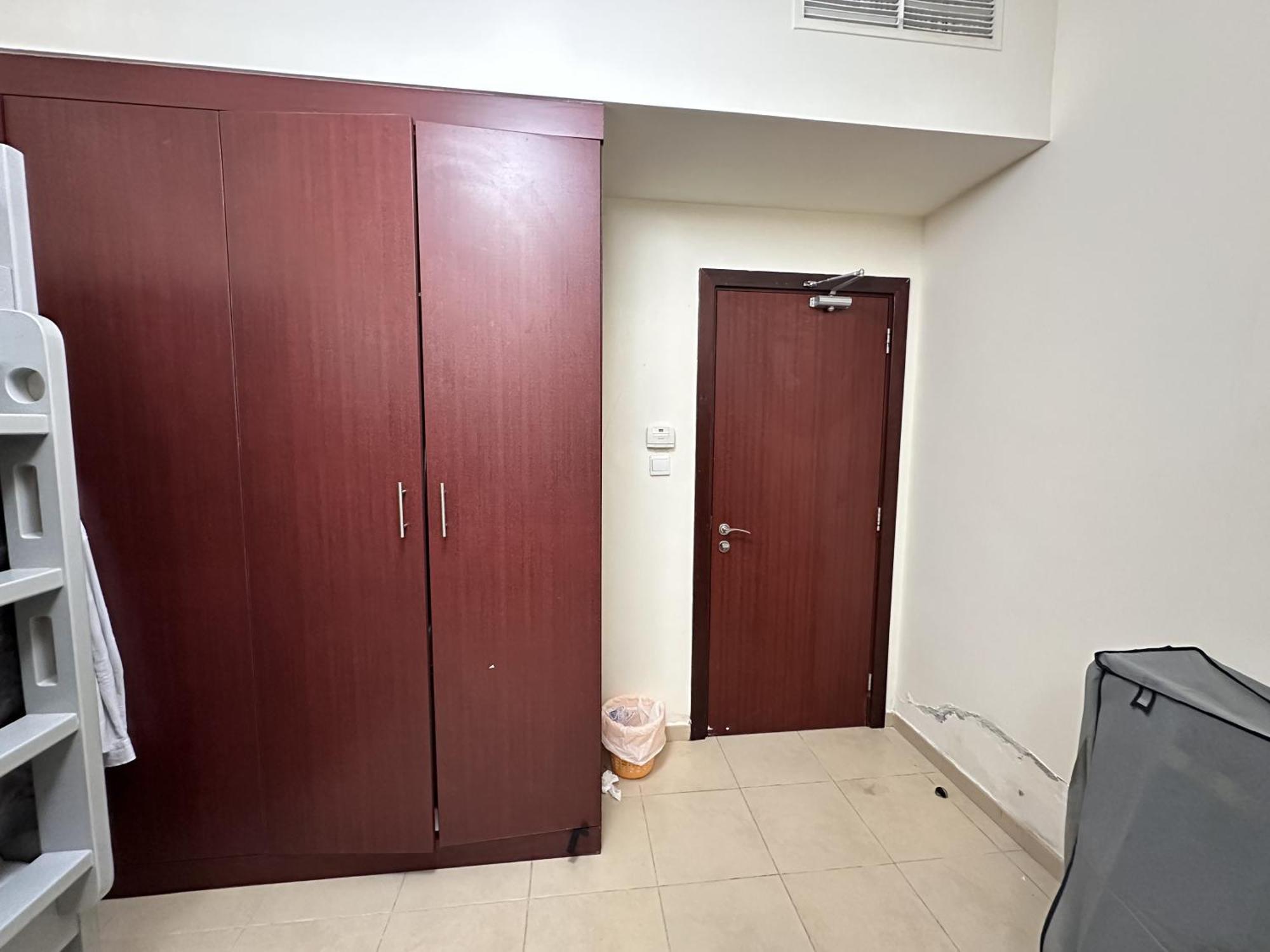 Bed in 6-Bed Mixed Dormitory Room