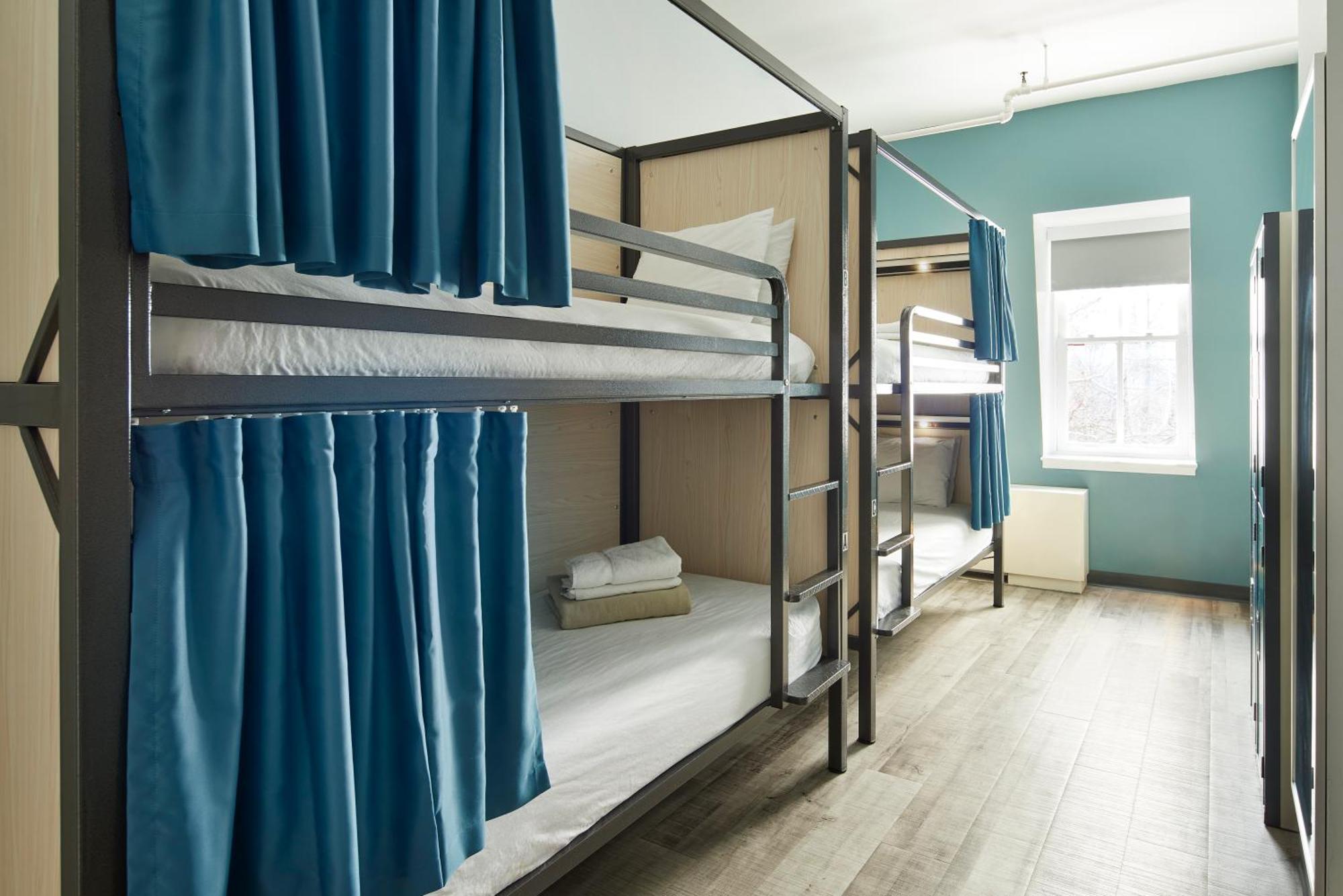 Bed Women's 12-Bed Dormitory