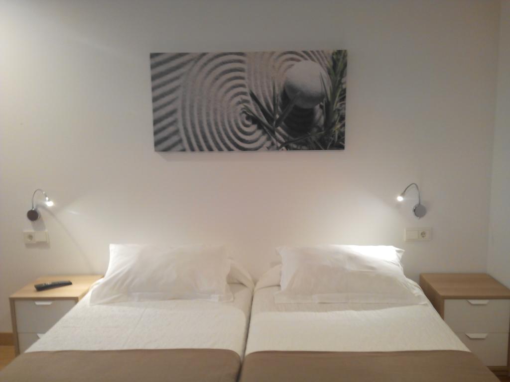 Twin Room Extra Bed,173028804:JPEG