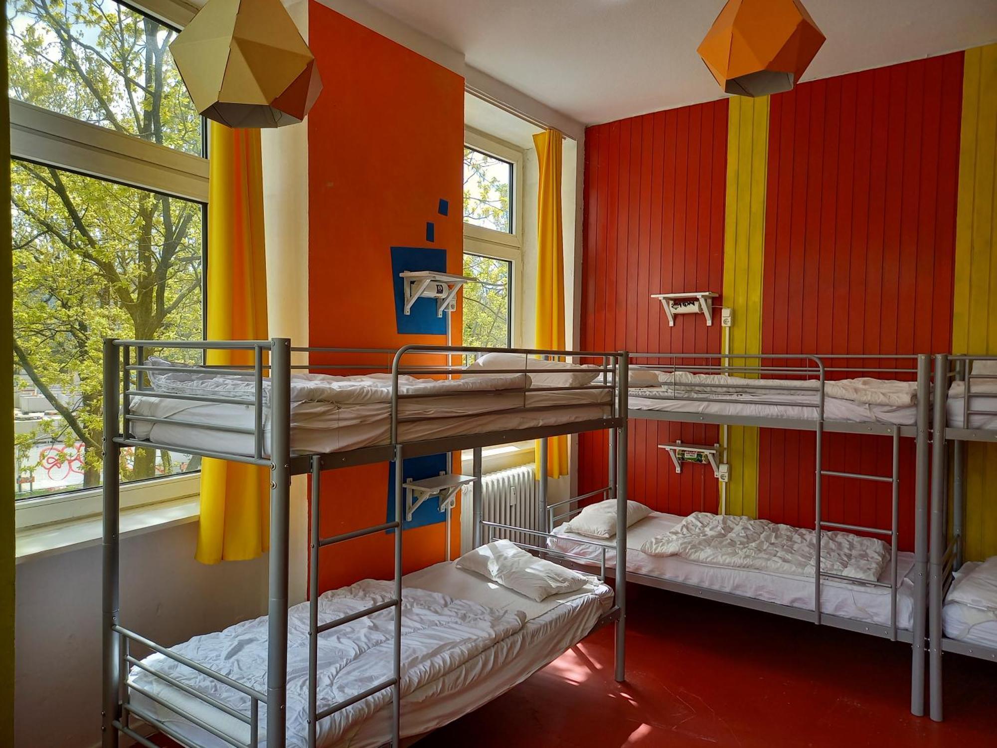Bunk Bed Mixed Dormitory Room