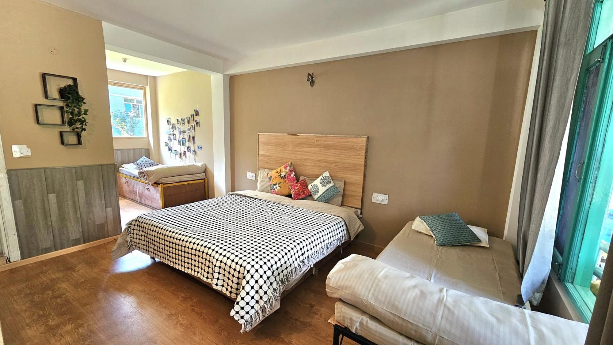 Quadruple Room Mountain View