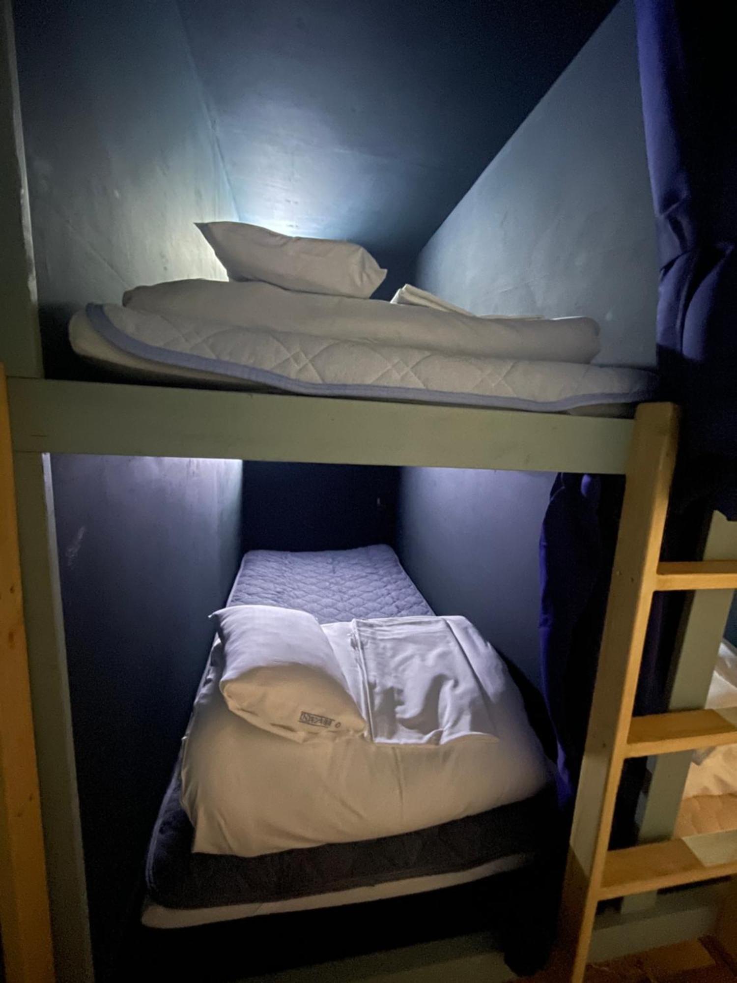 Bunk Bed in Mixed Dormitory Room