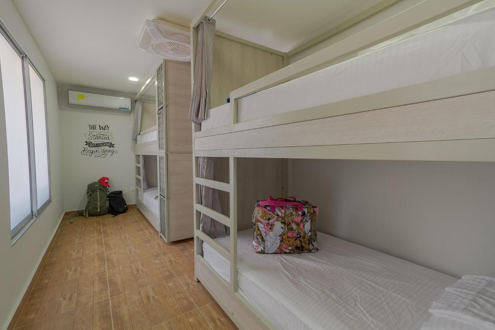 Bed 4-Bed Mixed Dormitory Room